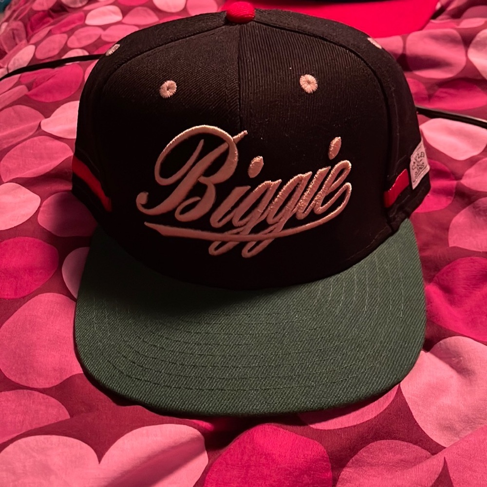 Biggie cap